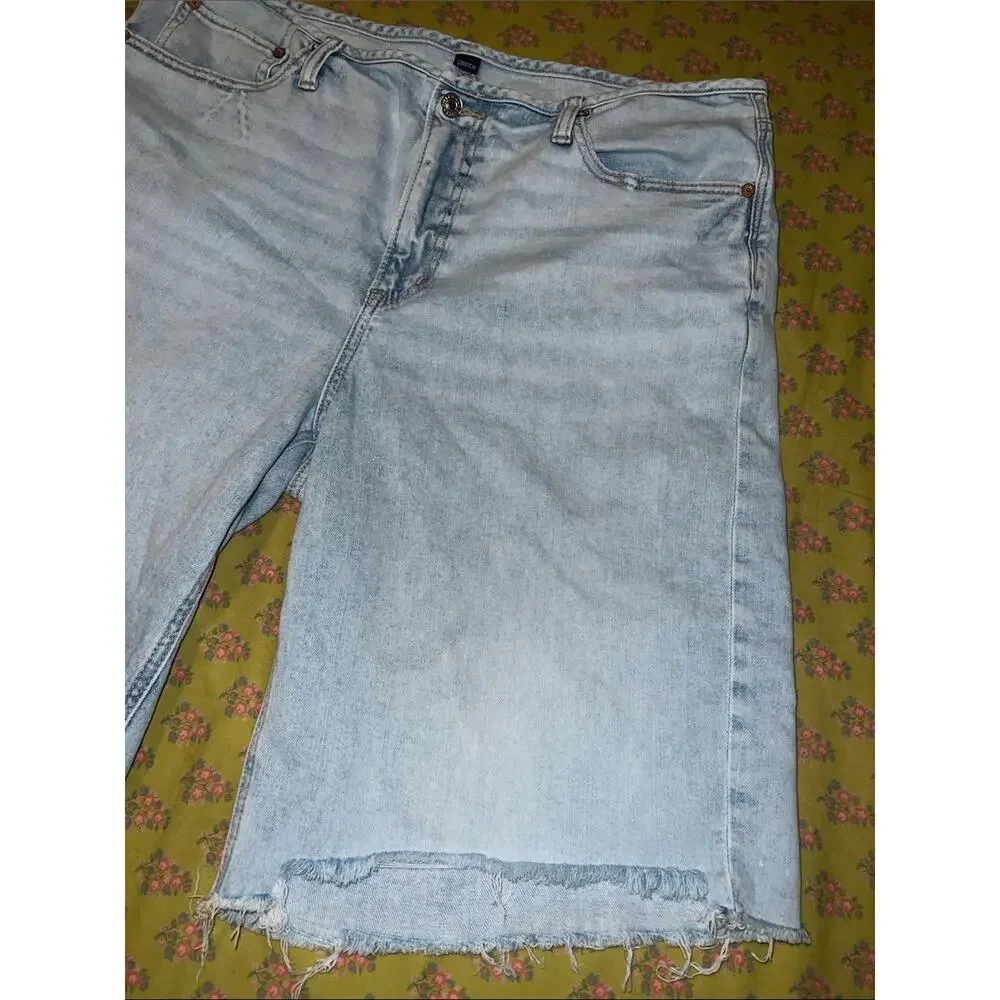 American Eagle Outfitters called jorts